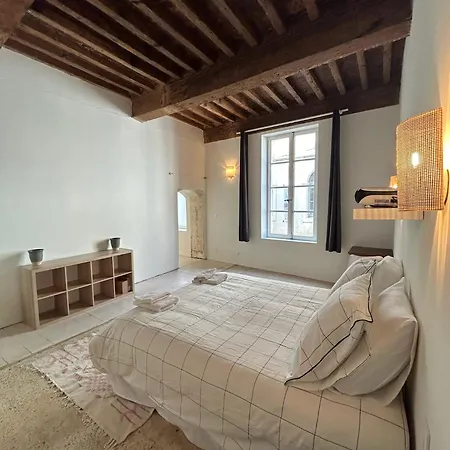 Nuit En Provence Authentique Apartment *